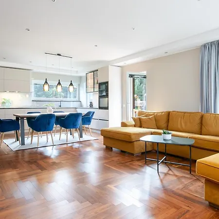 Private Near And Lottemaa