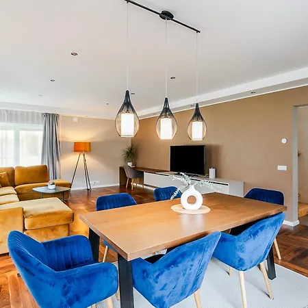 Vikendica Private Near And Lottemaa