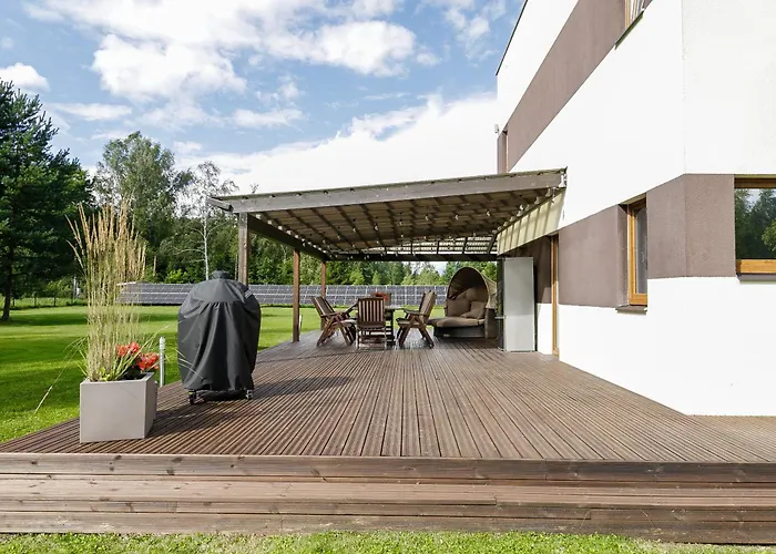 Private Near And Lottemaa