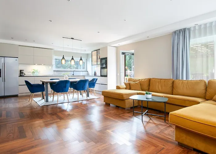 Private Near And Lottemaa